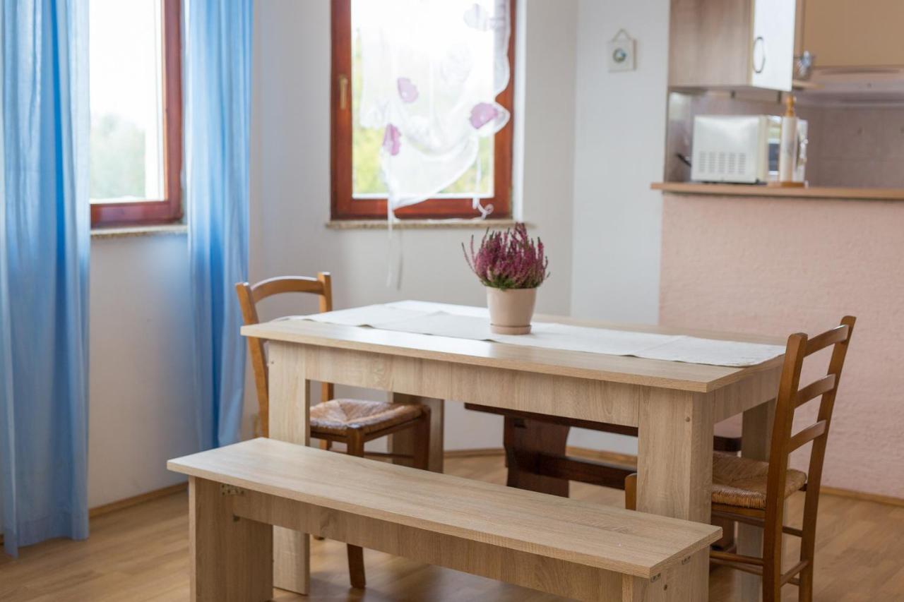 Rasopasno Apartment With Terrace And Private Parking Dış mekan fotoğraf