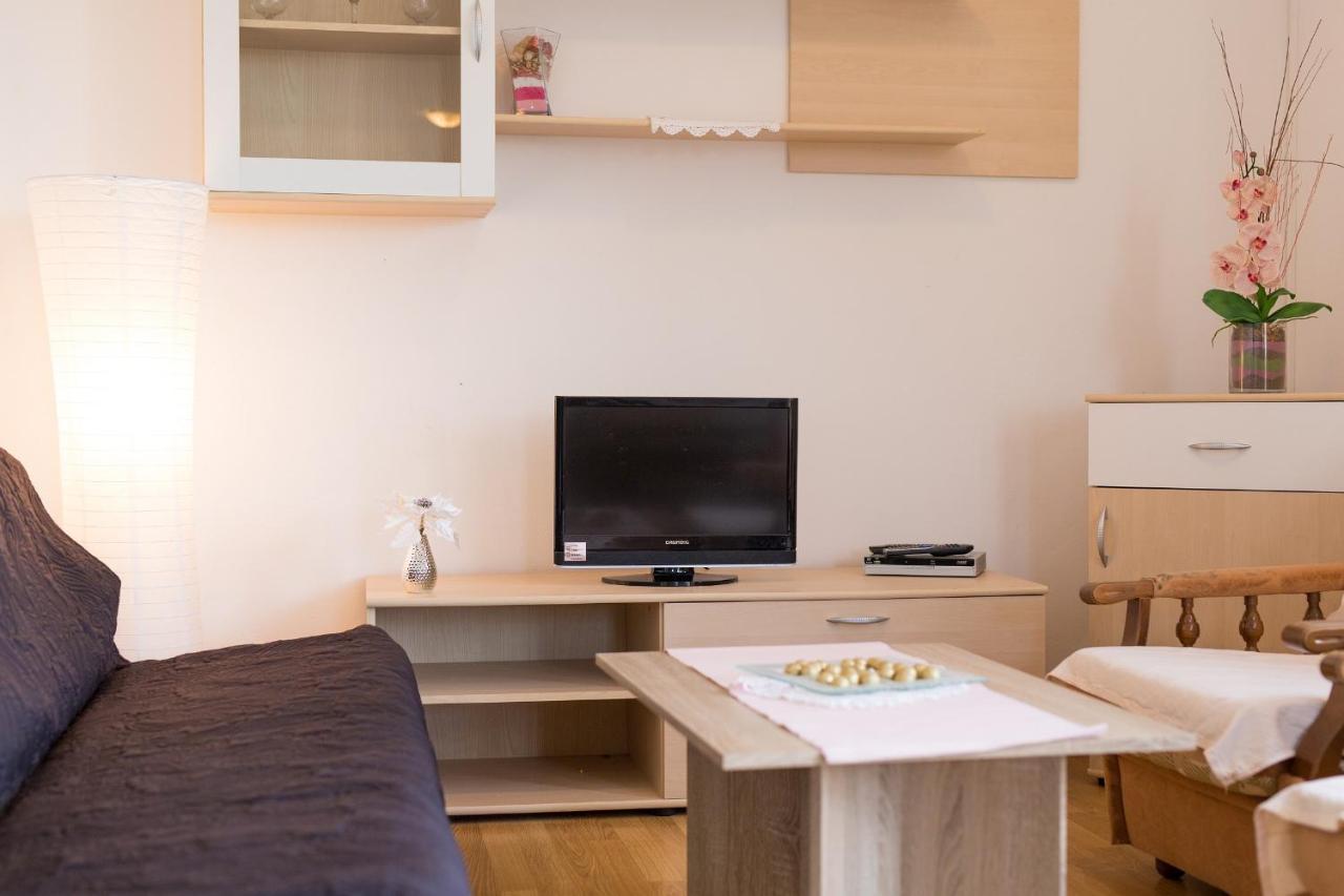 Rasopasno Apartment With Terrace And Private Parking Dış mekan fotoğraf